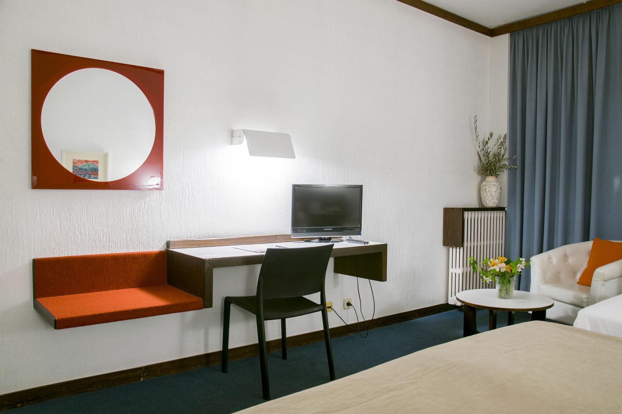 Hotel America Igualada Extérieur photo