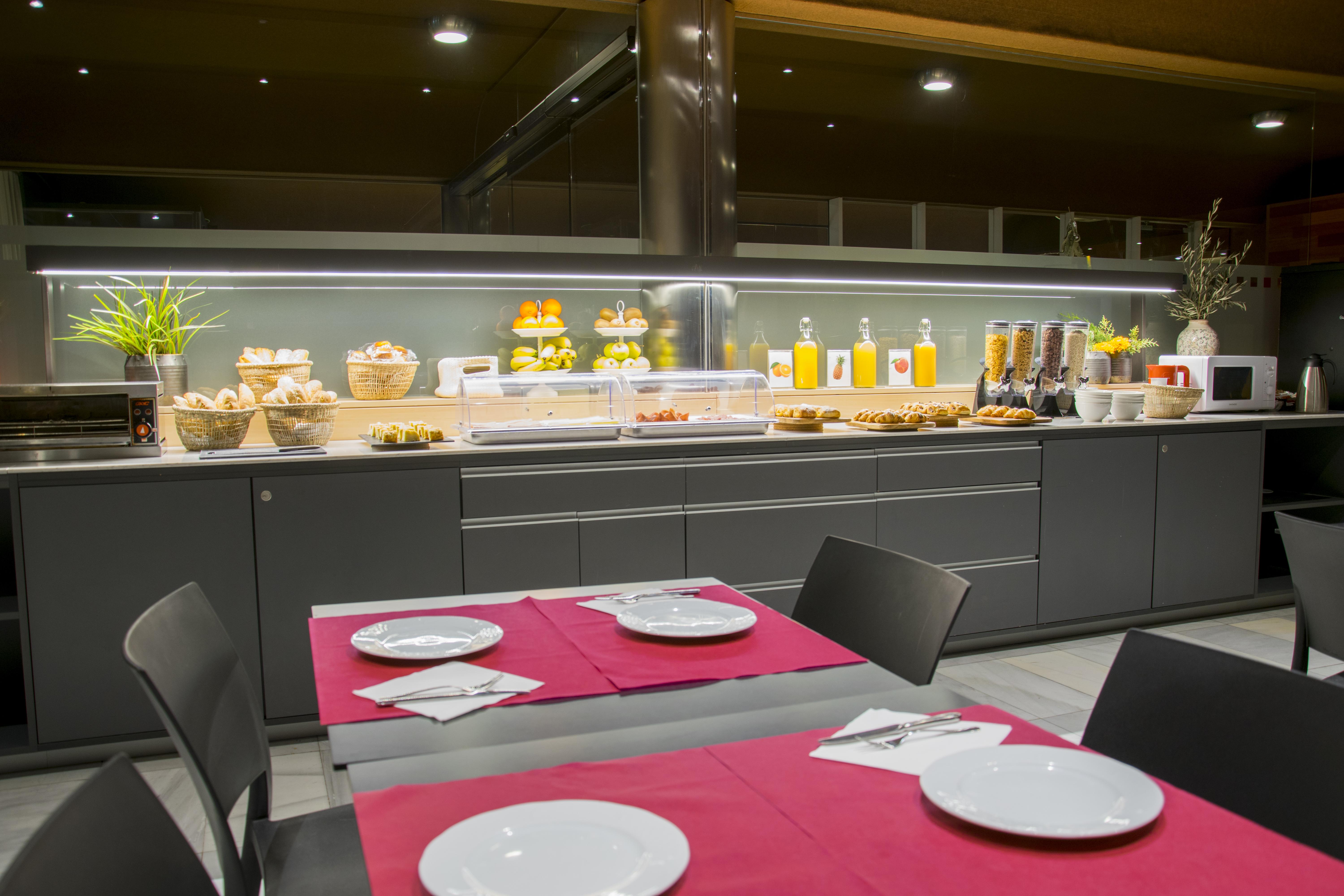 Hotel America Igualada Extérieur photo