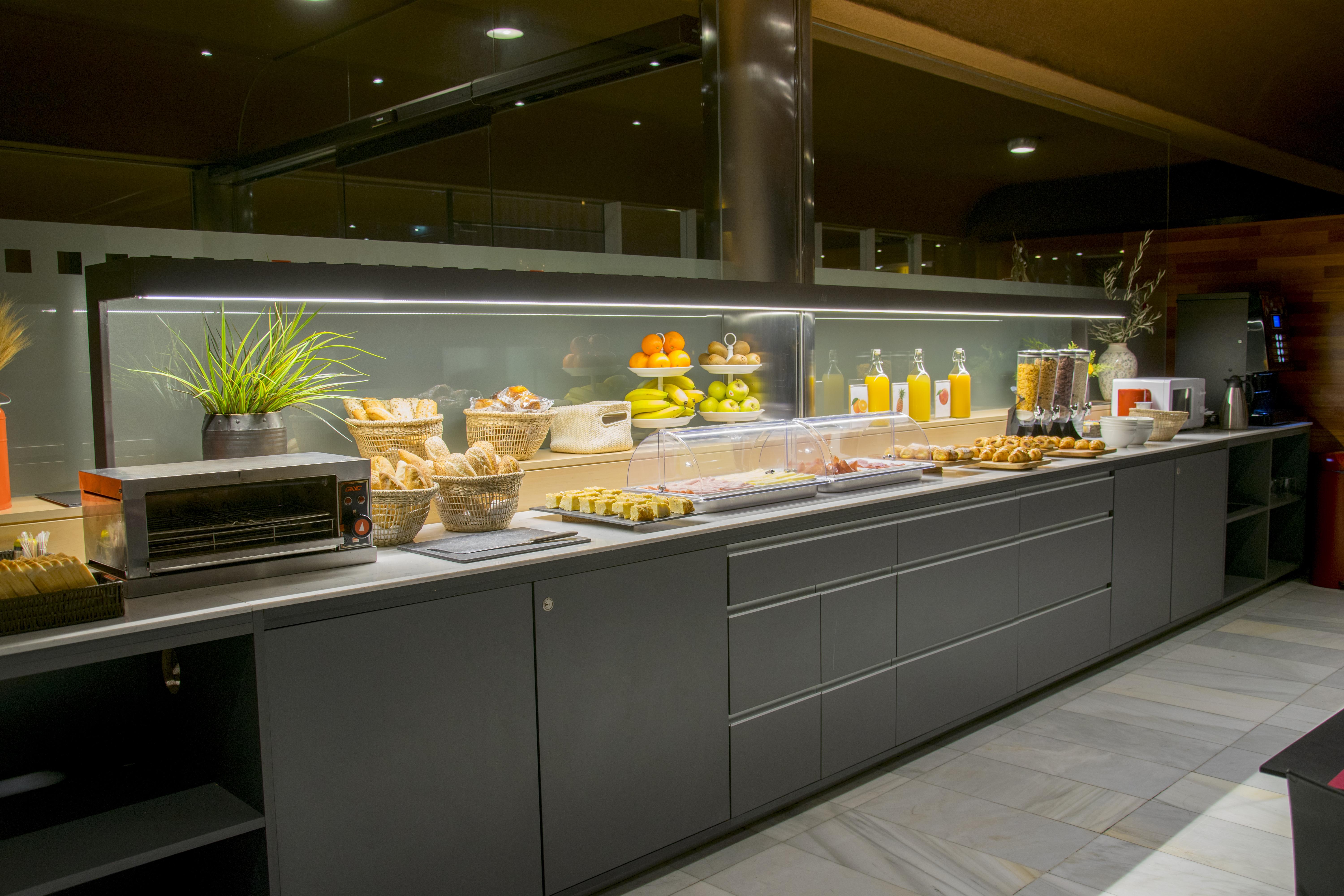 Hotel America Igualada Extérieur photo