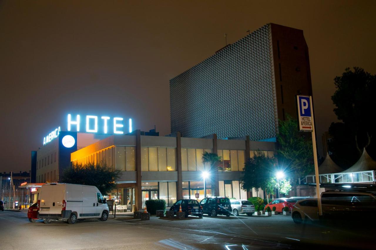 Hotel America Igualada Extérieur photo